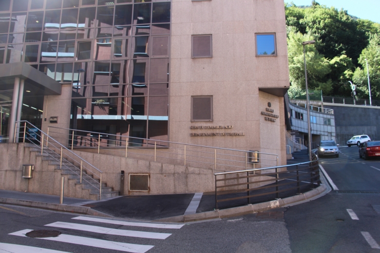 Dependències del Servei d'Immigració.