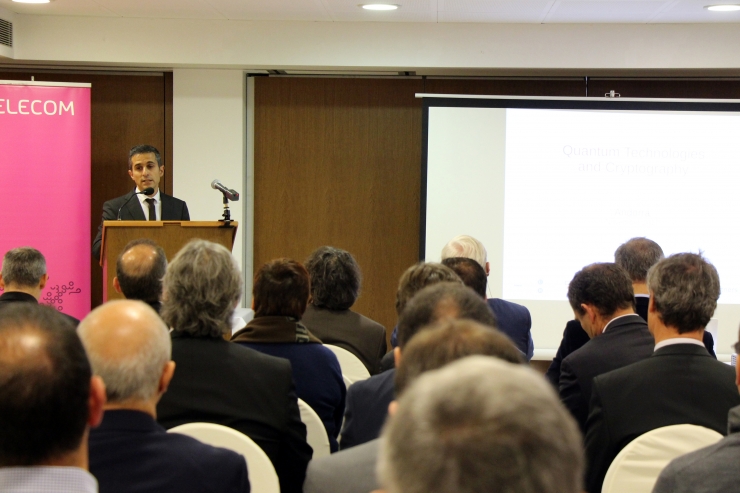 El secretari d'Estat de Funció Pública i Reforma de l'Administració, Antoni Rodríguez Angrill, obre el seminari.