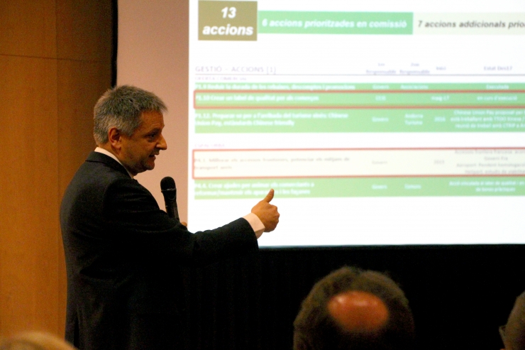 El ministre d'Economia, Competitivitat i Innovació, Gilbert Saboya,  durant la seva intervenció davant el Consell Andorrà per a la  Competitivitat del Comerç.