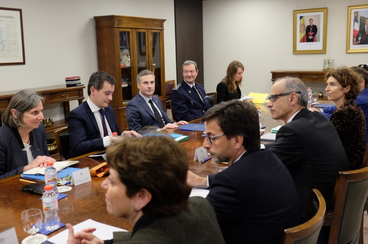 Reunió de treball de les dues delegacions.