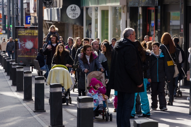 Gentada a les avingudes Meritxell i Carlemany, aquest cap de setmana.