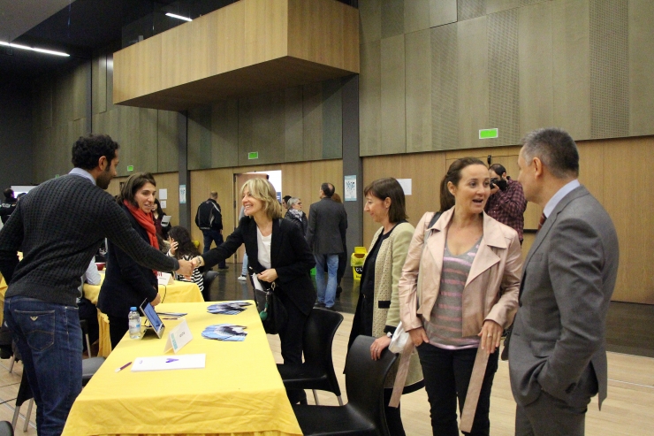 Els ministres Olga Gelabert, Gilbert Saboya i Eva Descarrega visiten el Fòrum Estudiants-Empresa.