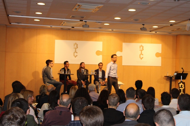 Un moment de la jornada sobre 'blockchain' que ha aplegat un nombrós públic.