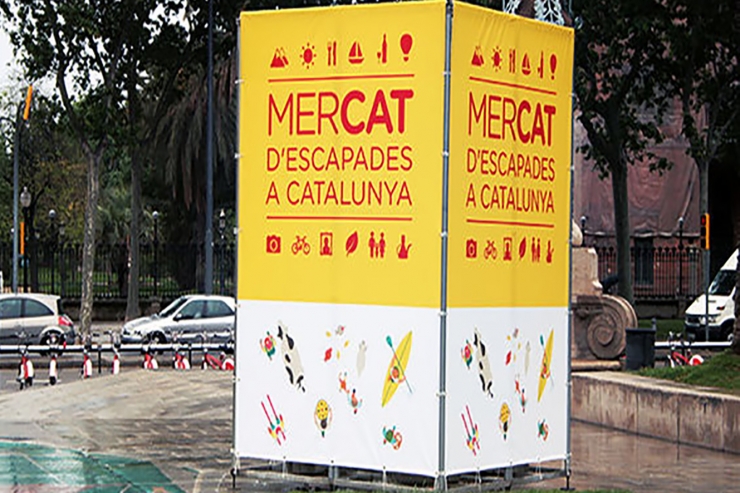 Cartells promocionals de la Fira d'Escapades.