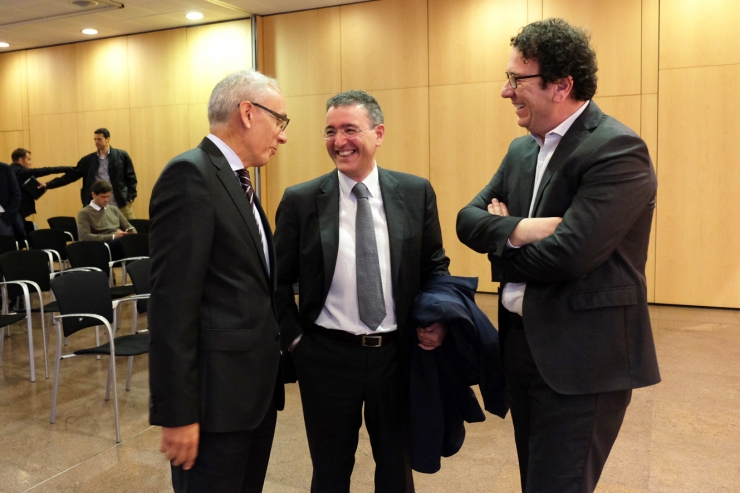 El ministre Francesc Camp amb Manel Ara i Betim Budzaku.