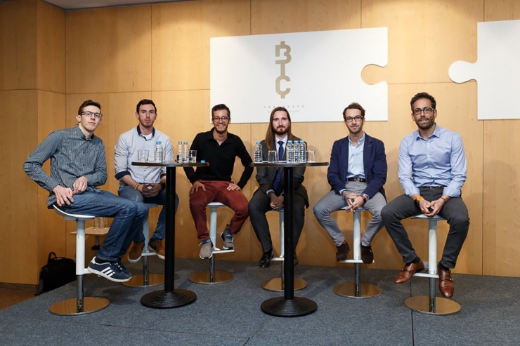 Emprenedors de BTC i conferenciants, en una recent jornada sobre 'blockchain'.