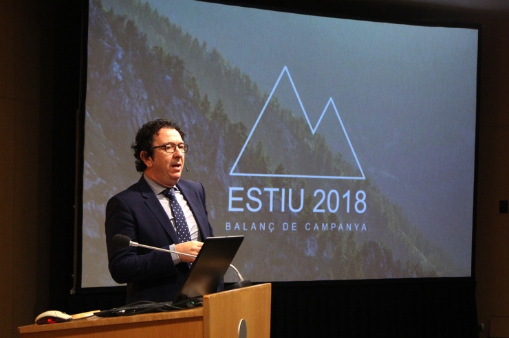 El gerent d'Andorra Turisme, Betim Budzaku, durant la presentació dels resultats de l'estiu.
