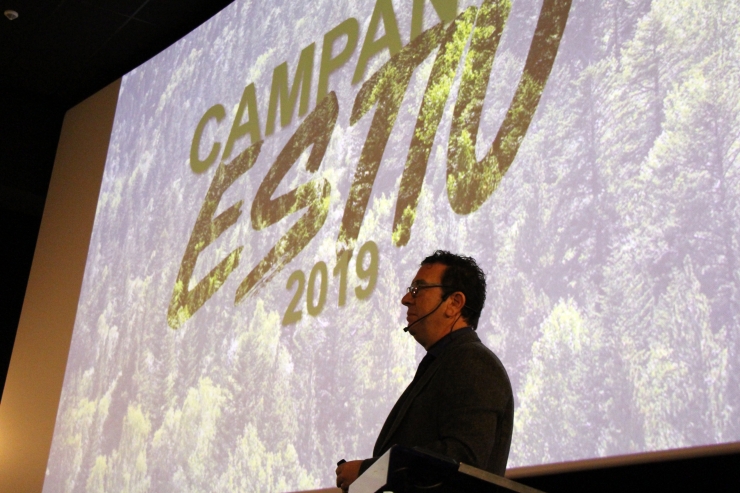 El gerent d'Andorra Turisme, Betim Budzaku, durant la presentació de la campanya  d'estiu.