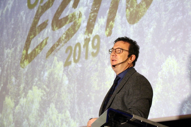 El gerent d'Andorra Turisme, Betim Budzaku, durant la presentació de la campanya  d'estiu.