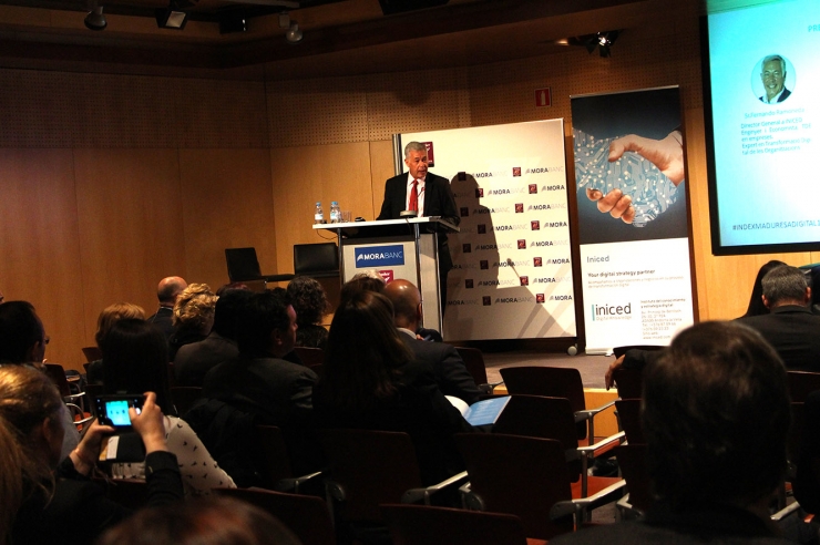 El director general d'Iniced, Fernando Ramoneda, presentant l'estudi.