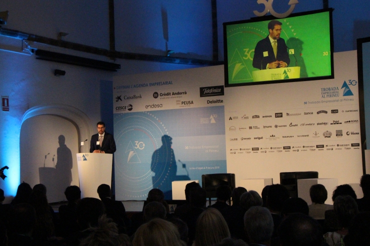 L'alcalde en funcions de la Seu d'Urgell, Albert Batalla, durant el parlament en l'acte inaugural.