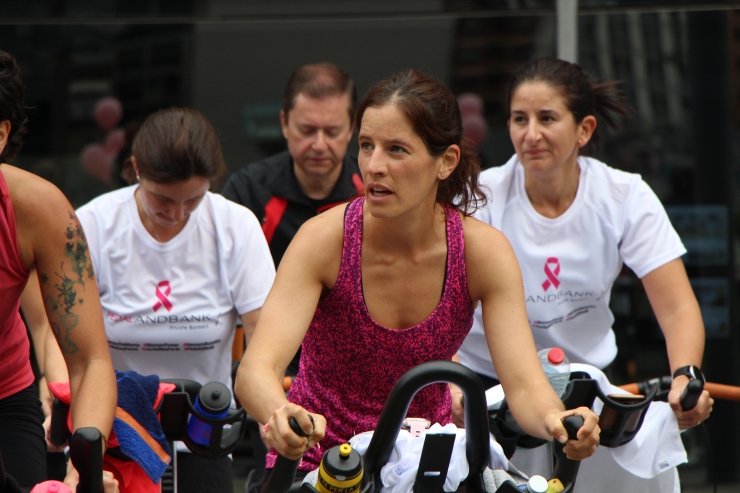Participants en l'acte celebrat aquest dissabte en la lluita contra el càncer.