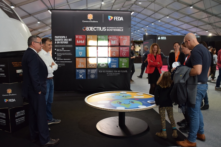 L'estand que FEDA i el ministeri de Medi Ambient comparteixen a la Fira d'Andorra la Vella.