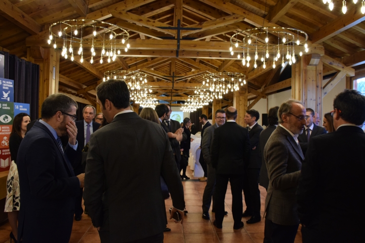 Autoritats i empresaris que han assistit a l'esdeveniment.