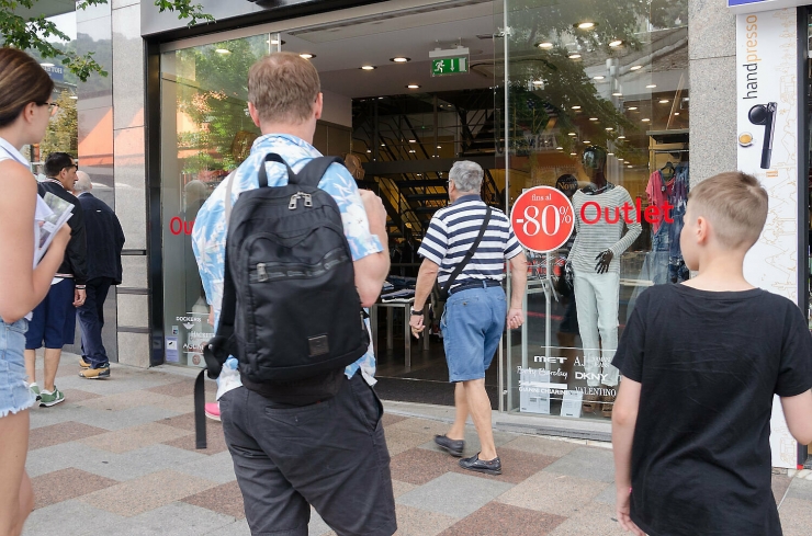 El volum de visitants augmenta un 6,4%.