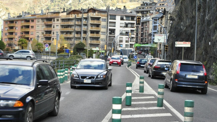 Vehicles circulant per Andorra.