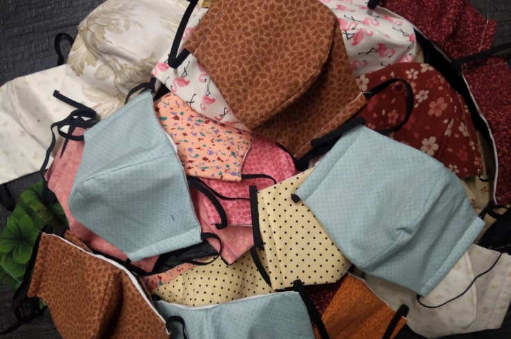 Mascaretes fetes amb tela.