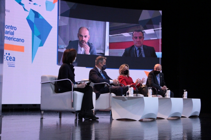 Un moment del debat sobre transformació digital i indústria 4.0.