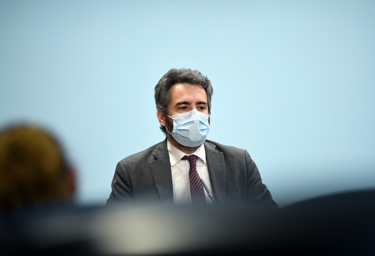 El ministre portaveu i de Finances, Eric Jover, durant la roda de premsa.