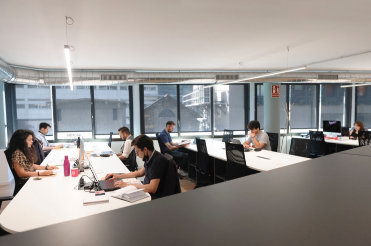 Hive Five arriba al primer any de vida.