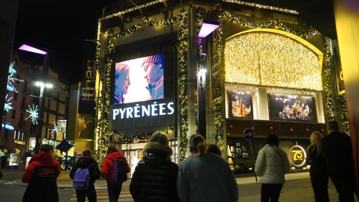 La projecció de l'espot de Nadal de Pyrénées Andorra, aquest dimecres a la tarda.