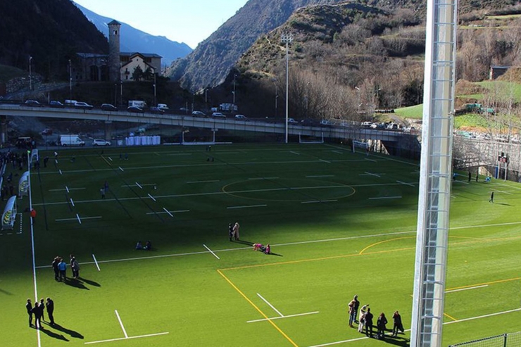 L'actual camp de futbol de Prada Moles a Encamp.