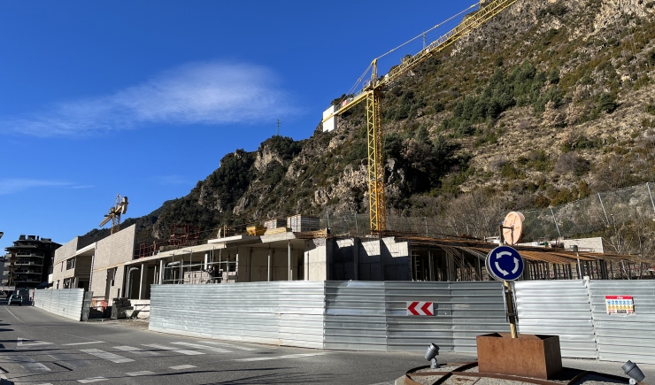 Obres de construcció de l’edifici R15, aquest dimarts, a Sant Julià de Lòria.