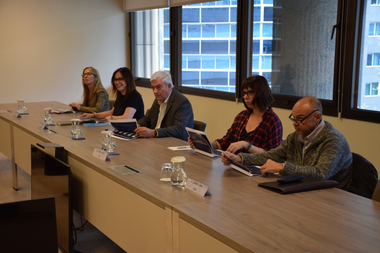 Un instant de la reunió del Govern amb els agents econòmics i socials.