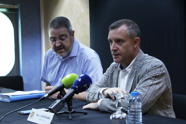 El cònsol major de Sant Julià de Lòria, Josep Majoral, i el CEO d'Unida, Josep Maria Comes, durant la roda de premsa d'aquest dilluns.