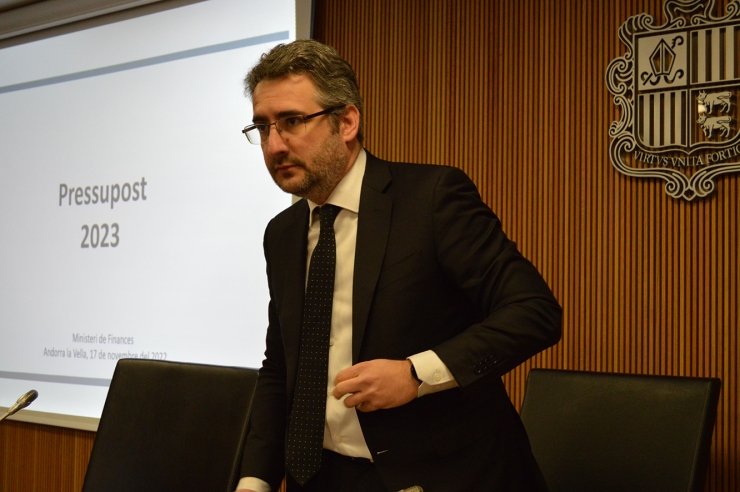 El ministre de Finances, Eric Jover, moments abans de la seva compareixença davant la comissió legislativa de Finances i Pressupost.