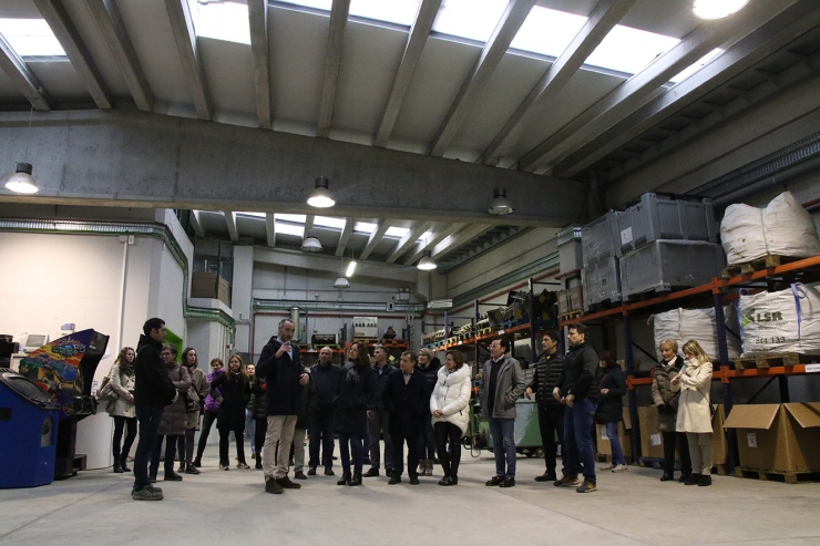 Visita guiada per les instal·lacions de l'empresa LSR Logística i Serveis de Reciclatge.