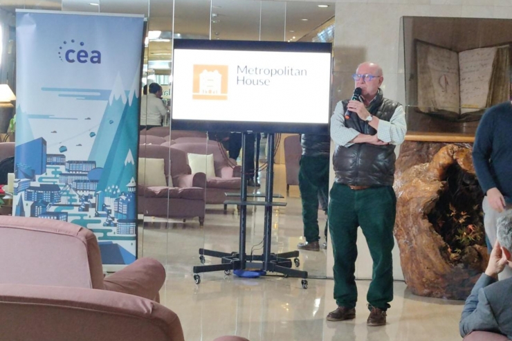 El president de Metropolitan House, Rafael Angulo, durant la conferència a l'Hotel Roc Blanc.