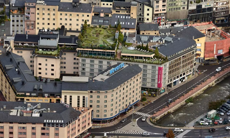 Hotels de la parròquia d'Andorra la Vella.