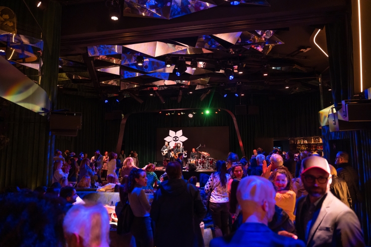 Un espectacle anterior d'UNNIC a la zona del Show Dinner.