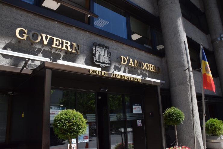 La façana de l'edifici administratiu del Govern