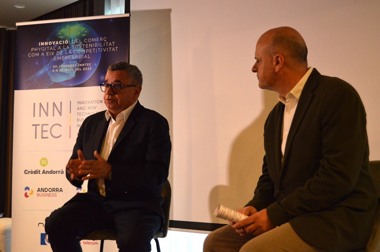 El president d'Actinn, Albert Moles i el clúster manager, Ignasi  Martín, en la roda de premsa de presentació de les setenes Jornades  Inntec.
 