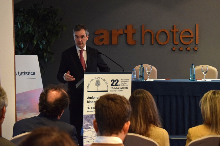 El president del comitè executiu del consorci de Turisme de  Barcelona, Eduard Torres, durant l'acte organitzat per l'Empresa  Familiar Andorrana (EFA).
 