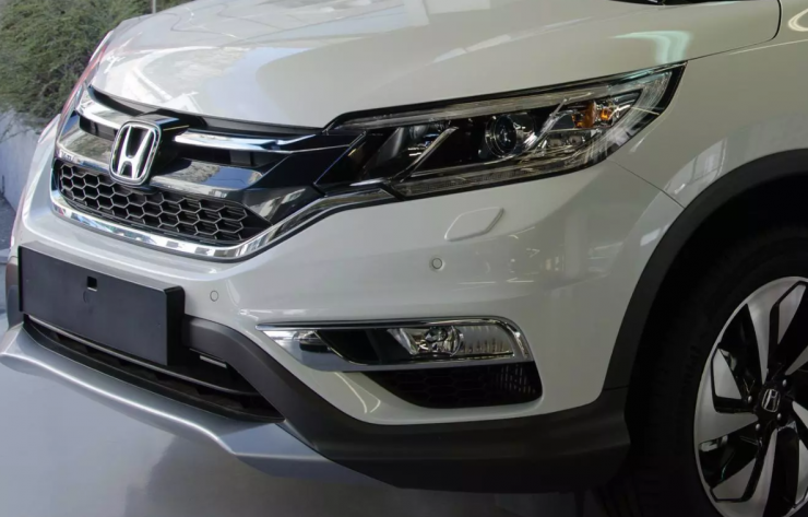 Caiguda de les matriculacions a l'abril.