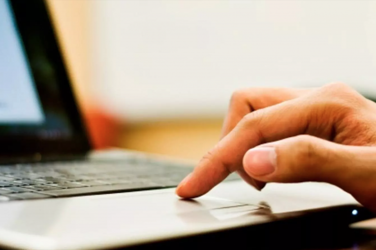 Ordinador portàtil.