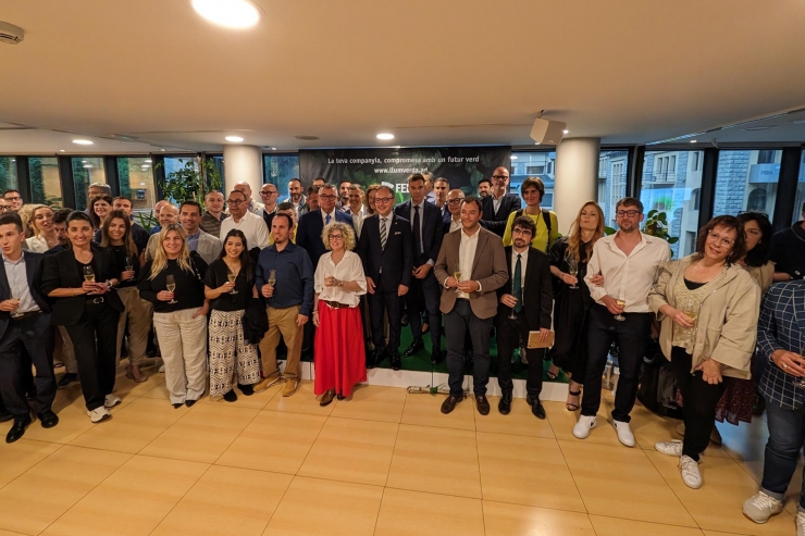 Els representants de les empreses que han obtingut la certificació.