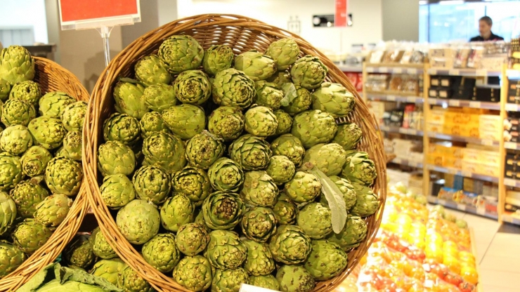 Aliments en un establiment comercial.