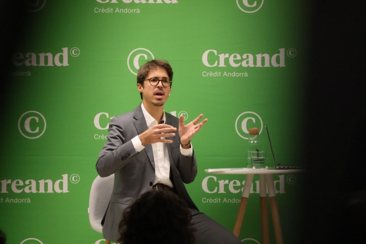 Un moment de la conferència 'Descobreix el private equity: la clau per diversificar les teves inversions' de Creand Crèdit Andorrà.