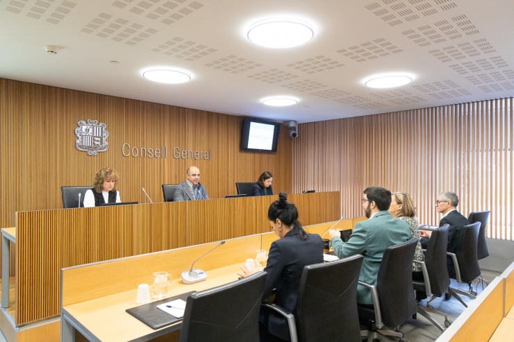 La compareixença de la presidenta de l'AREB, Sílvia Cunill, davant la comissió legislativa de Finances.
