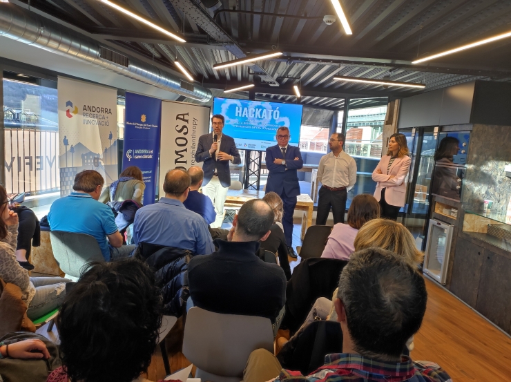 Una 'hackató' que es va organitzar per a la reducció i compensació d’emissions de CO2.