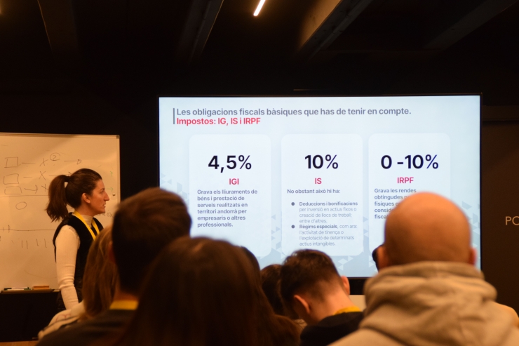 La ponència 'Emprendre a Andorra: la guia legal i fiscal en 15 min. per no perdre’t en la burocràcia'.