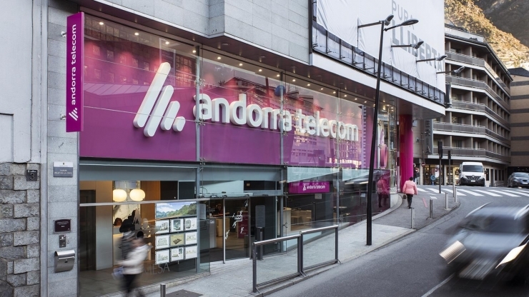 La façana de la seu d'Andorra Telecom.