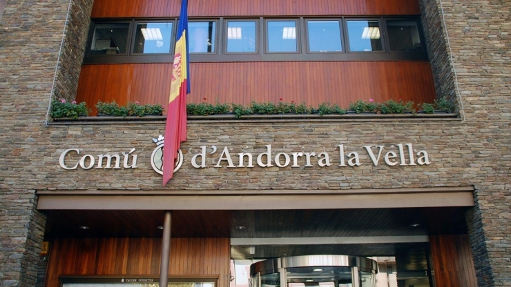 La façana del comú d'Andorra la Vella.