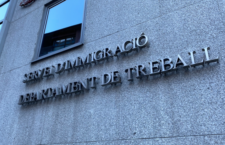 L'oficina d'immigració.