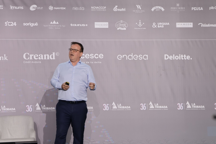 El fundador de Movetia, Jordi Termes, durant la seva intervenció.