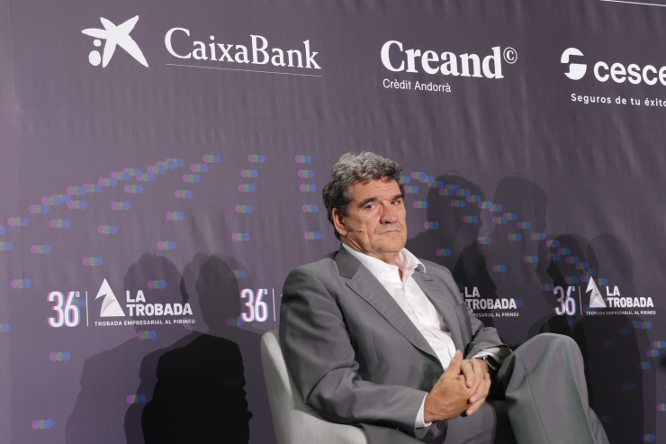 El governador del Banc d'Espanya, José Luís Escrivá, durant la seva intervenció a la Trobada Empresarial al Pirineu.
